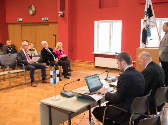 Riigikaitsekomisjoni liikmed osalevad Eesti Reservohvitseride Kogu Riigikaitseõiguse ja rahvusvahelise sõjaõiguse konverentsil